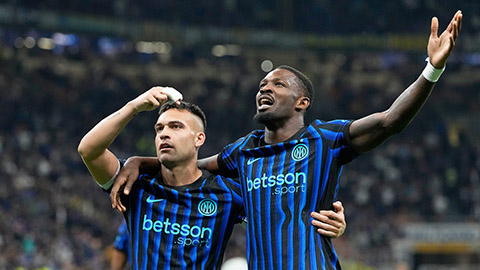  'ThuLa' thống trị Serie A